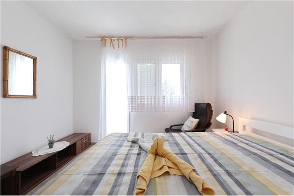 Apartment A1, for 6 persons