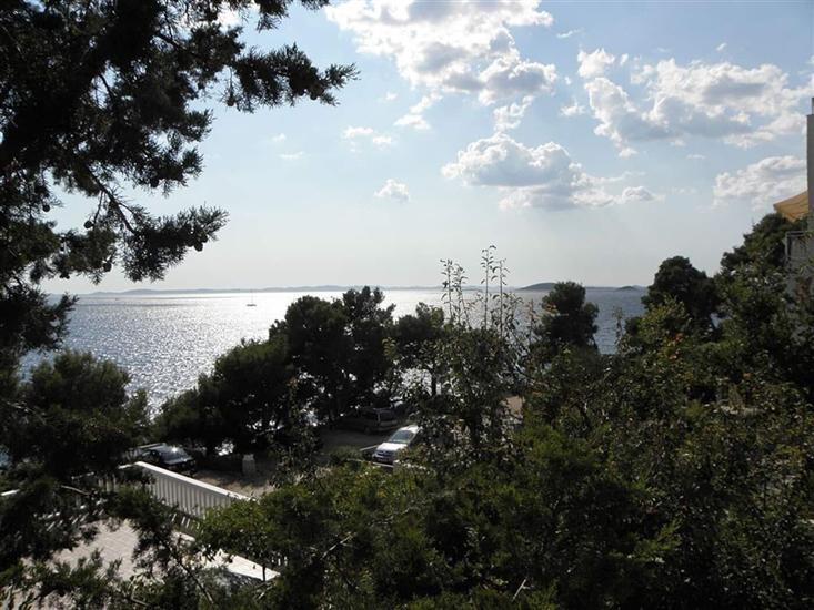 Apartments Djurdja by the sea