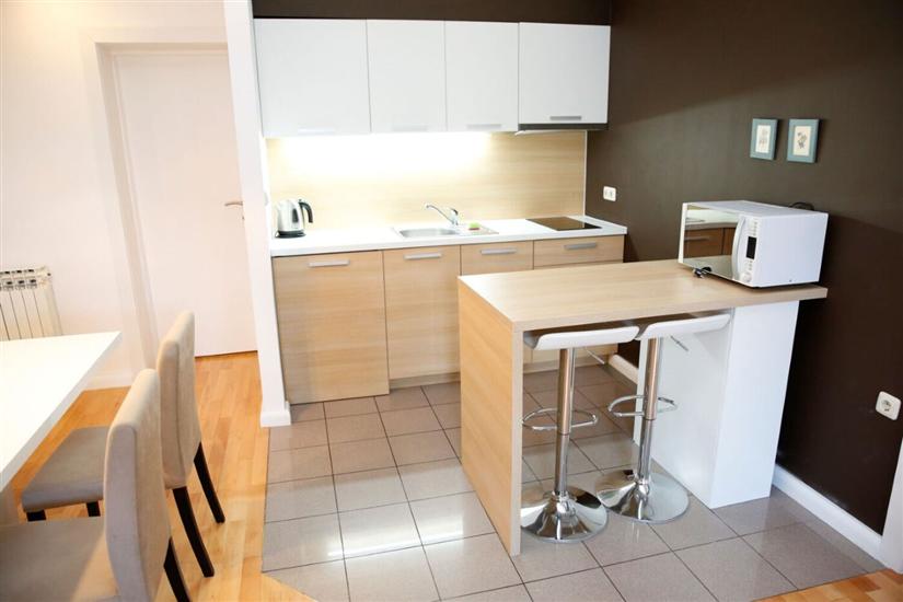 Apartment A1, for 5 persons