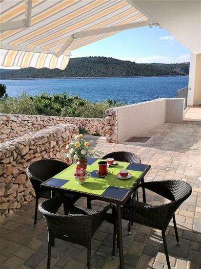 Apartment A2, for 4 persons