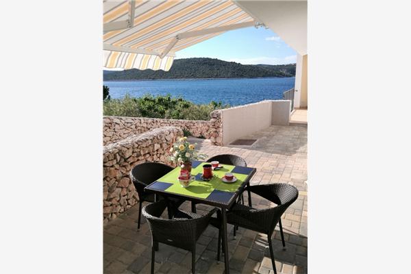 Apartment A2, for 4 persons