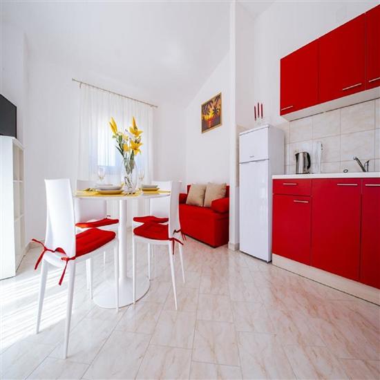Apartment A2, for 6 persons