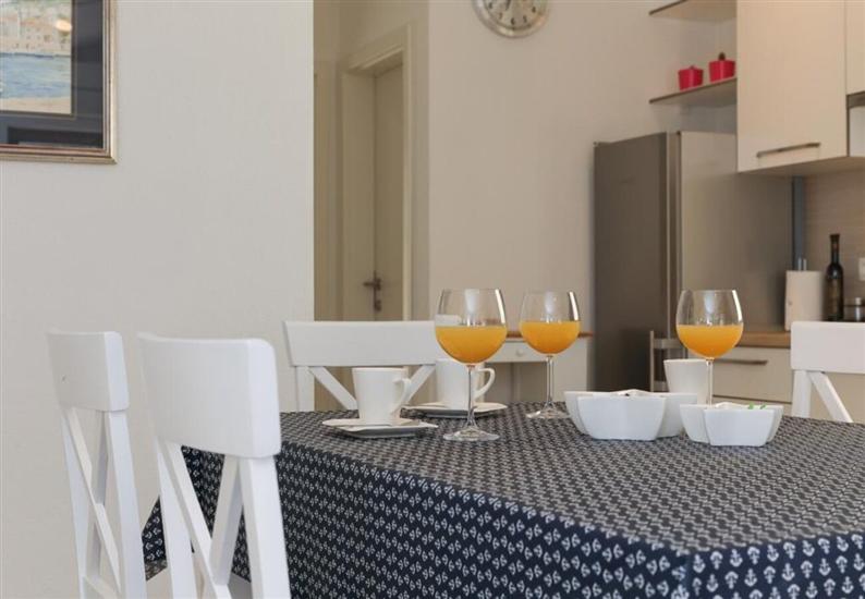 House K1, for 5 persons