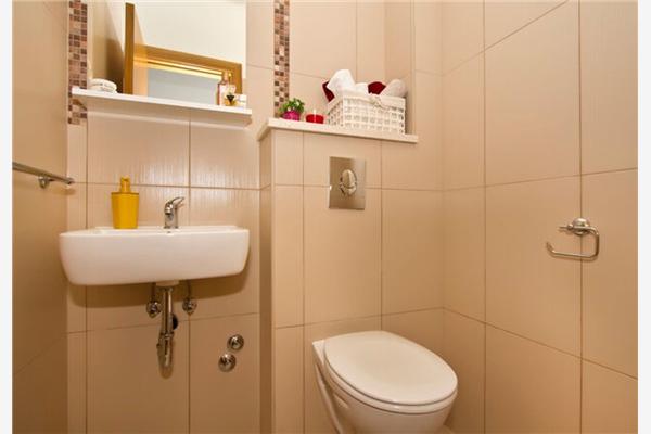 House K1, for 16 persons