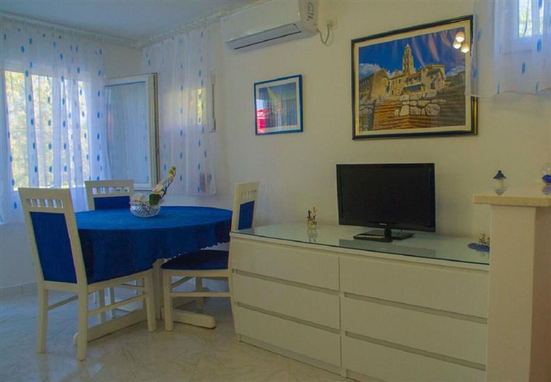 Apartment A1, for 3 persons