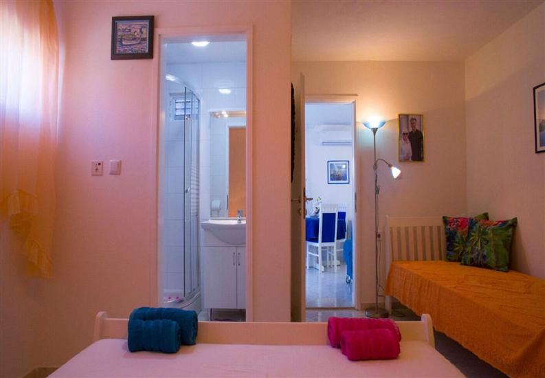 Apartment A1, for 3 persons