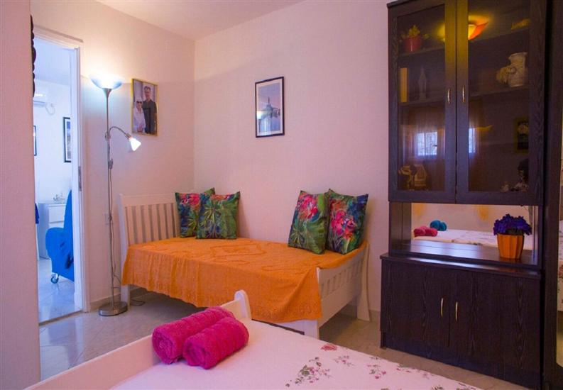 Apartment A1, for 3 persons