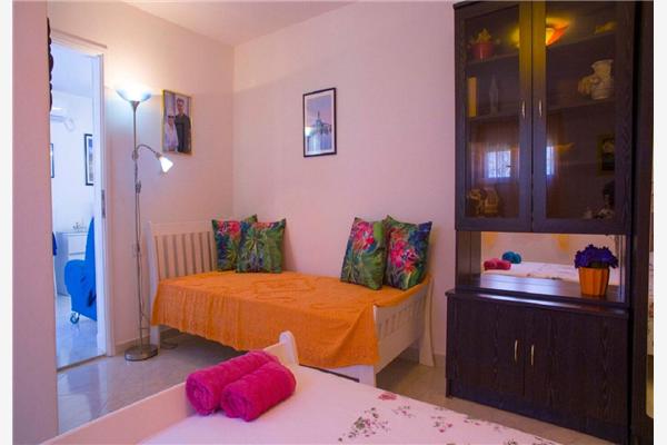 Apartment A1, for 3 persons