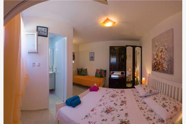 Apartment A1, for 3 persons