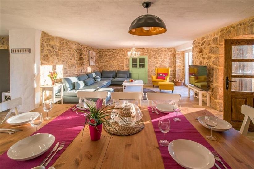 House K1, for 10 persons