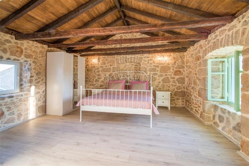 House K1, for 10 persons