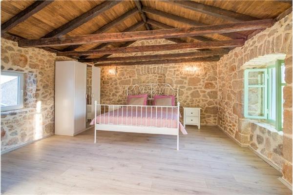 House K1, for 10 persons