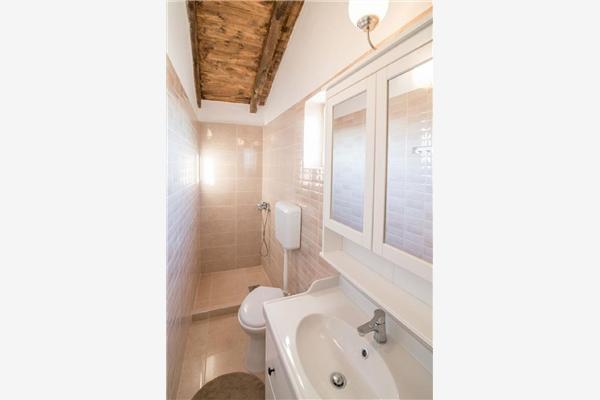 House K1, for 10 persons