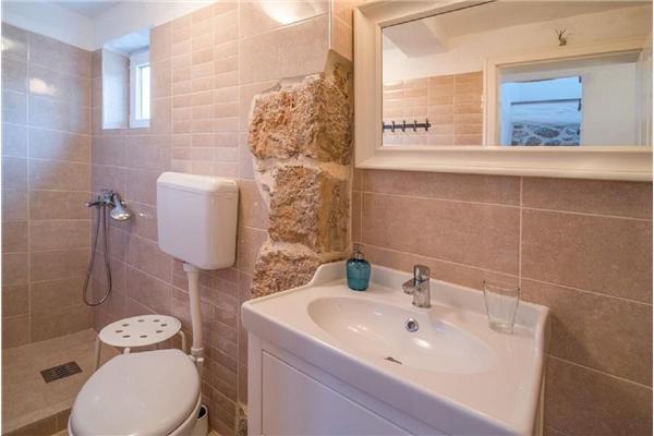 House K1, for 10 persons