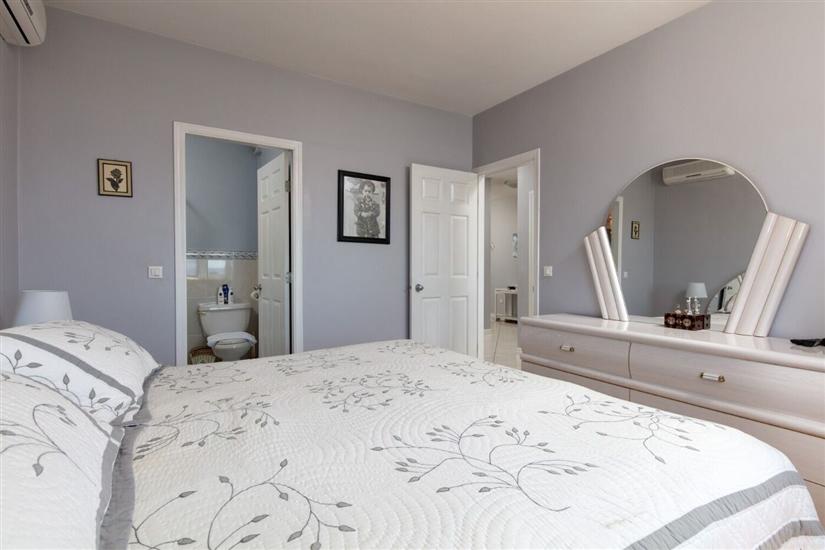 Apartment A4, for 8 persons