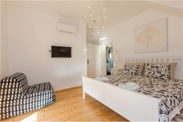 House K1, for 8 persons