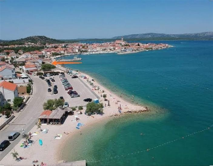Apartment Denko by the sea