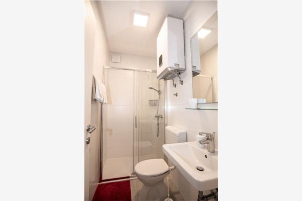 Apartman A1, na 8 osebe