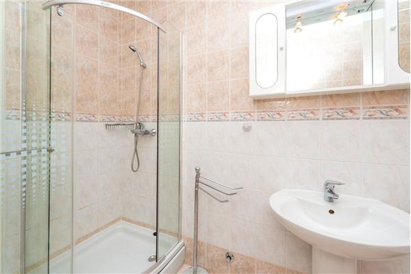 House K1, for 8 persons