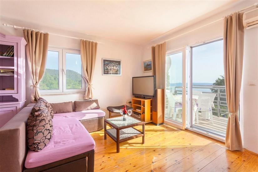 House K1, for 10 persons