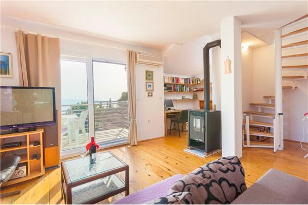 House K1, for 10 persons