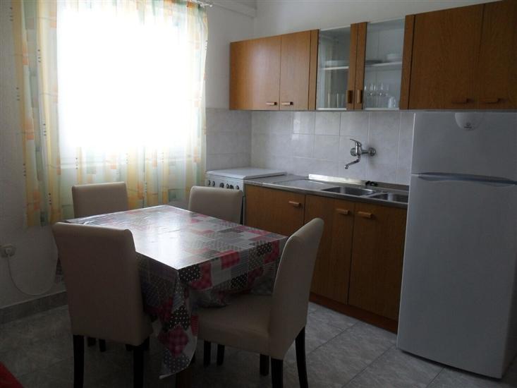 Apartment A2, for 4 persons