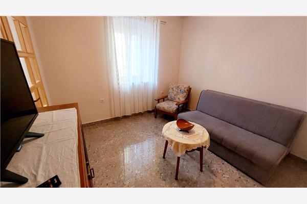 Apartment A1, for 6 persons