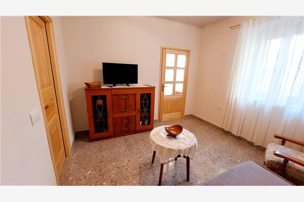 Apartment A1, for 6 persons