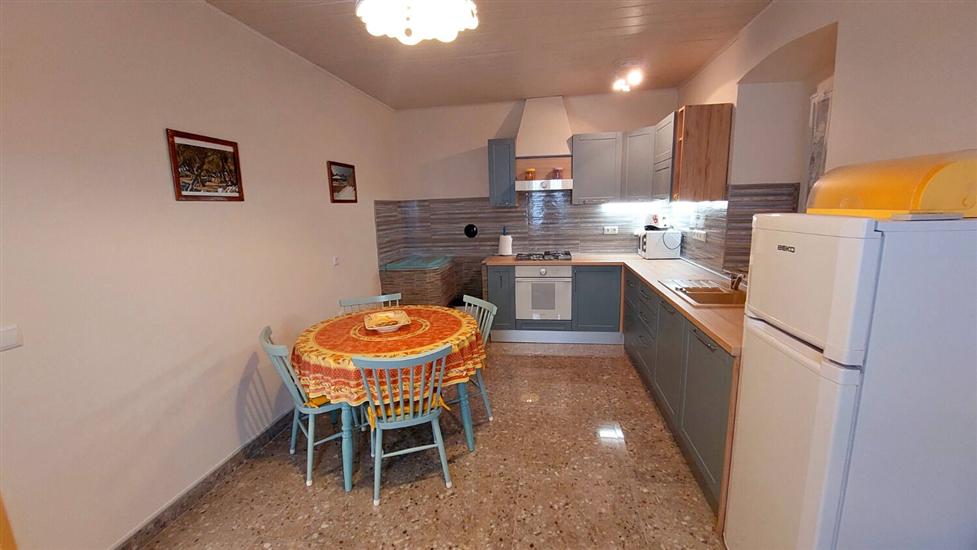 Apartment A1, for 6 persons