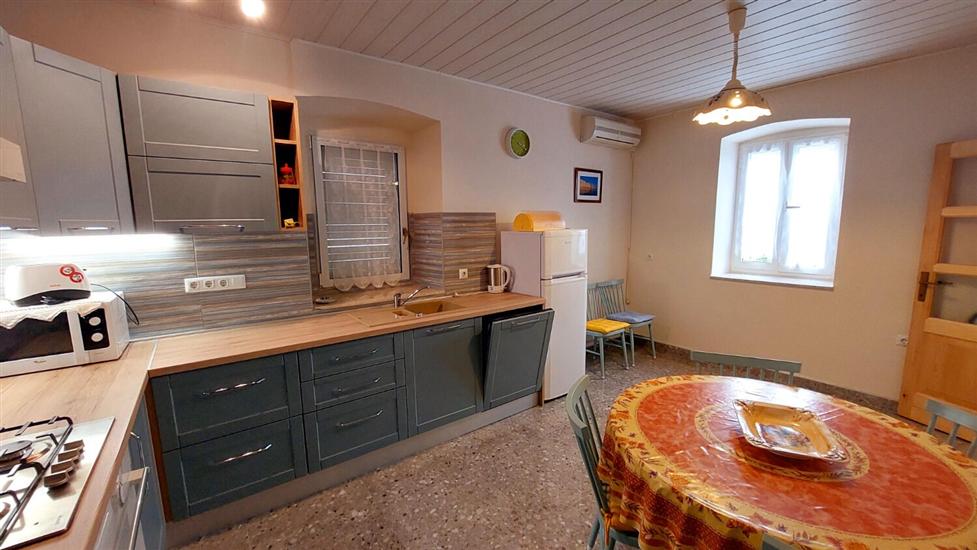 Apartment A1, for 6 persons