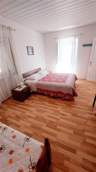 Apartment A1, for 6 persons