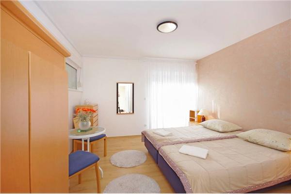 Apartment A1, for 2 persons