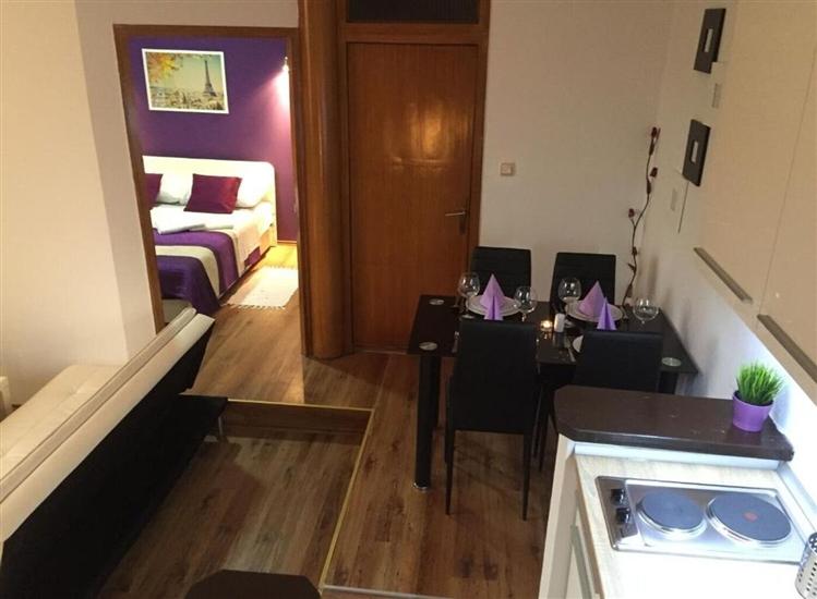 Apartment A5, for 2 persons