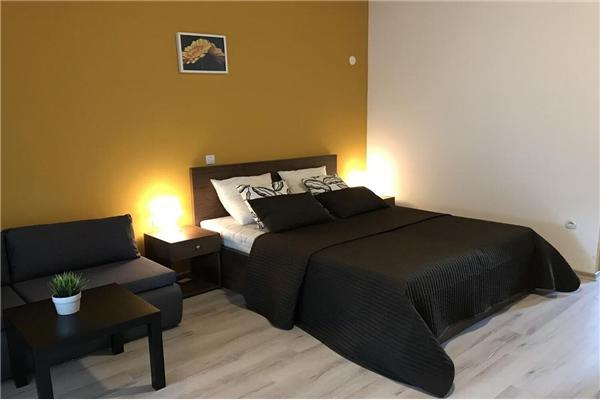 Room S3, for 2 persons