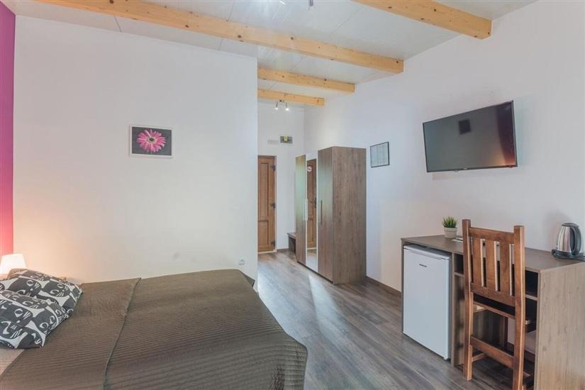 Room S5, for 2 persons