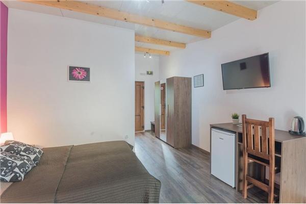 Room S5, for 2 persons