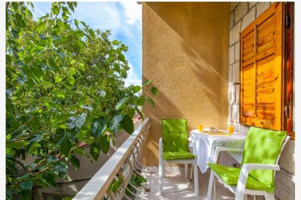 House K1, for 8 persons