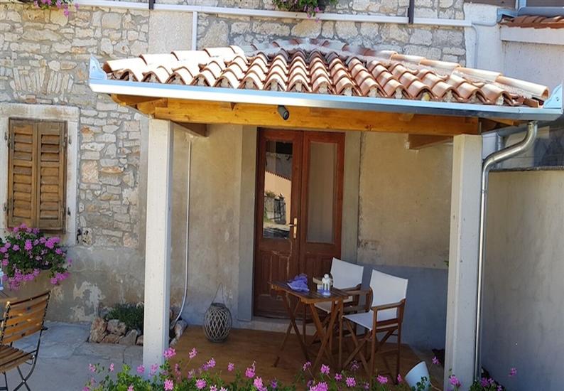 Room S3, for 2 persons