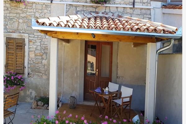 Room S3, for 2 persons