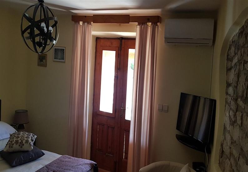 Room S3, for 2 persons