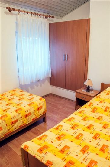 Apartment A6, for 4 persons