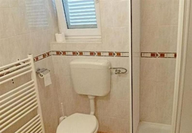 Apartment A4, for 3 persons