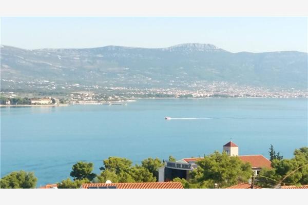 Apartment A2, for 6 persons