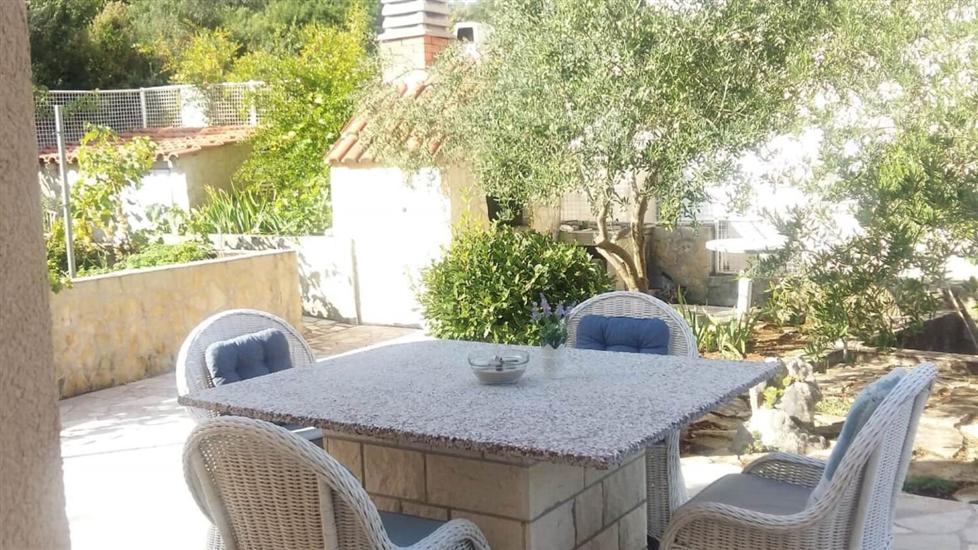 Apartment A2, for 6 persons