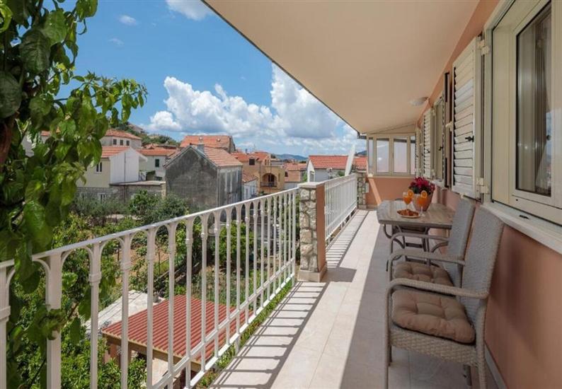 Apartment A1, for 4 persons