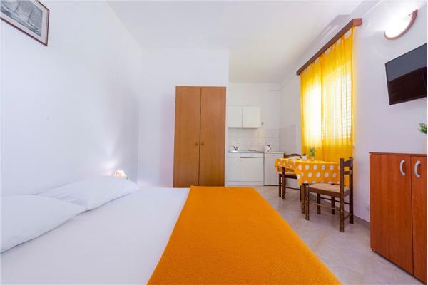 Apartment A2, for 2 persons