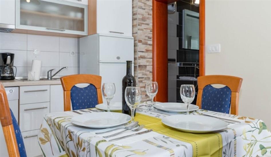 Apartment A2, for 4 persons