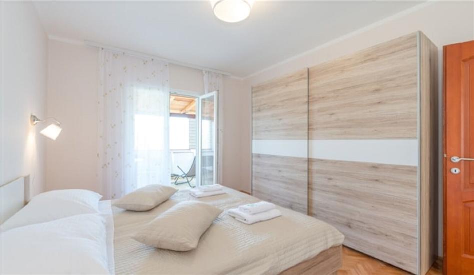 Apartment A3, for 6 persons