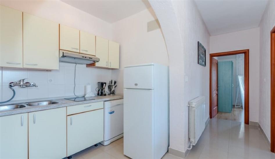 Apartment A4, for 7 persons