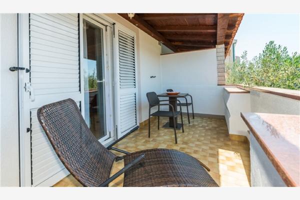 Apartment A4, for 7 persons